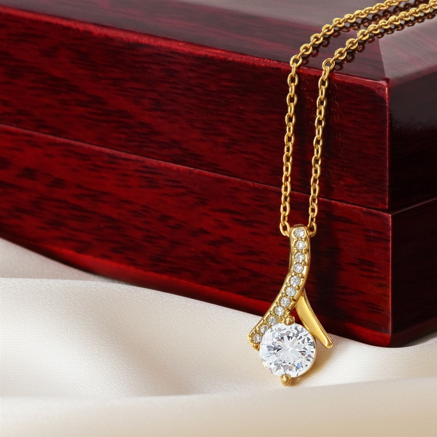 Alluring Beauty Gold Necklace with Meaningful Message Card Gifts