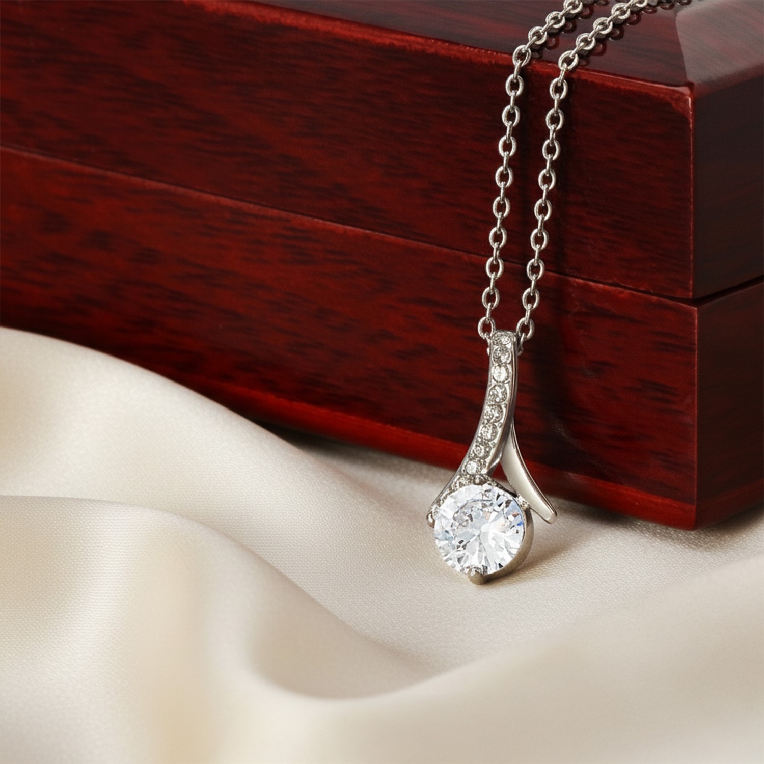 Alluring Beauty Necklace with Meaningful Message Card Gifts